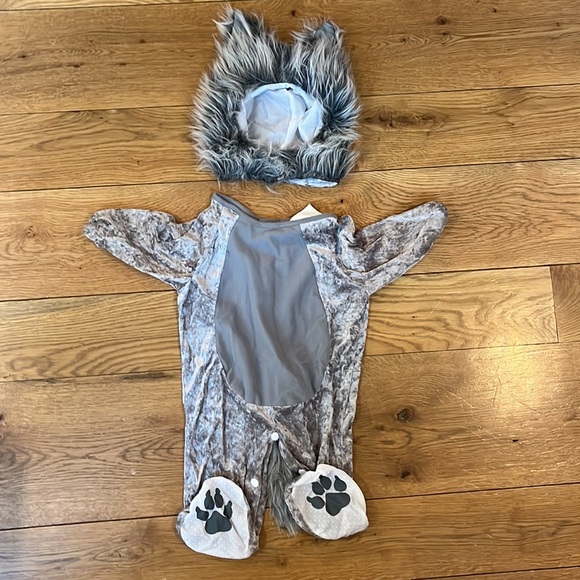 Fuzzy Wolf Cub Costume - Picture 2 of 3